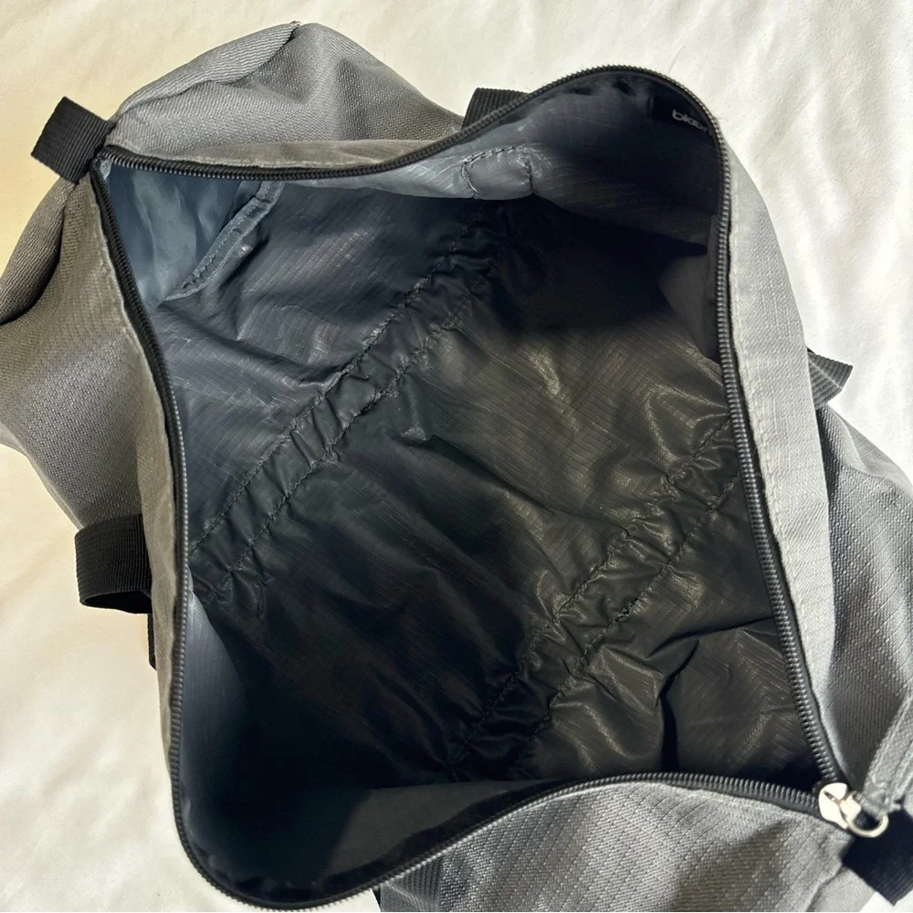 Light Grey Duffle Weekender / Gym / Sport Bag BLOOMINGDALES